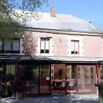 Holiday home A L Oree Du Bois Signy-l'Abbaye